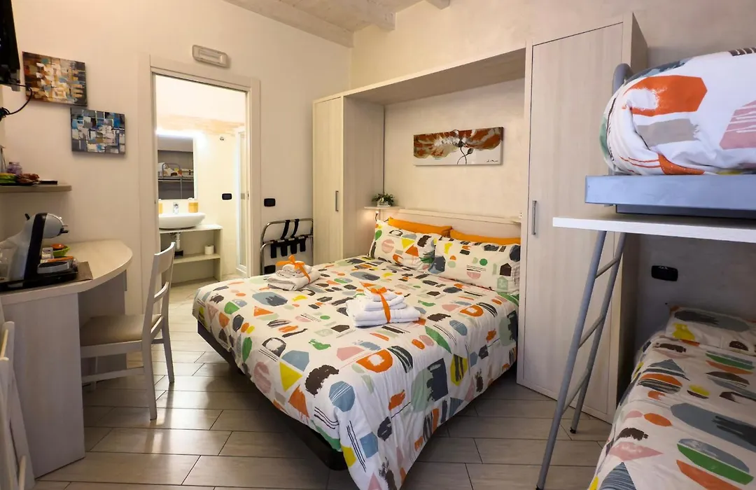 Belsorrisovarese - Rooms & Apartments - Private Parking - Reservation Required-1